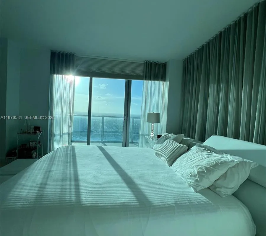 3101 S Ocean Dr # 3102, Hollywood FL 33019