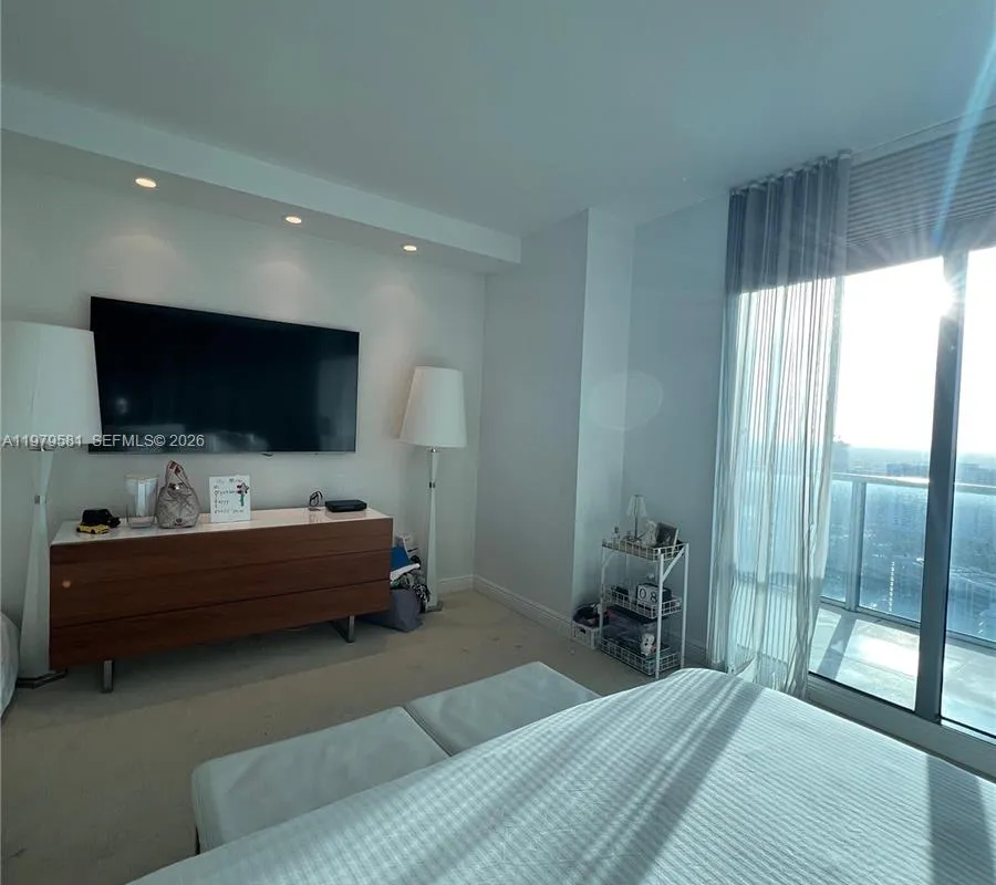 3101 S Ocean Dr # 3102, Hollywood FL 33019