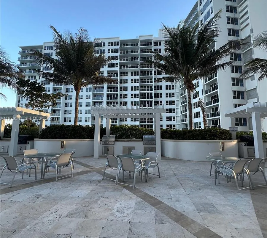 3101 S Ocean Dr # 3102, Hollywood FL 33019