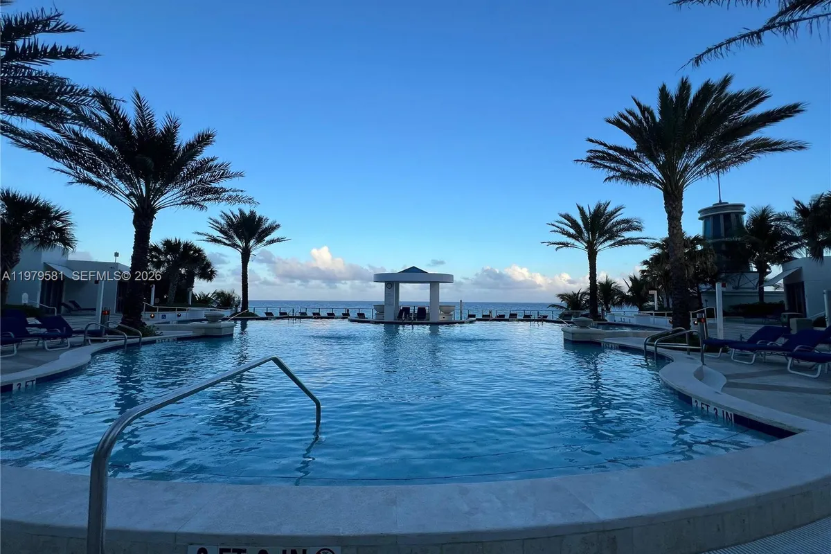 3101 S Ocean Dr # 3102, Hollywood FL 33019