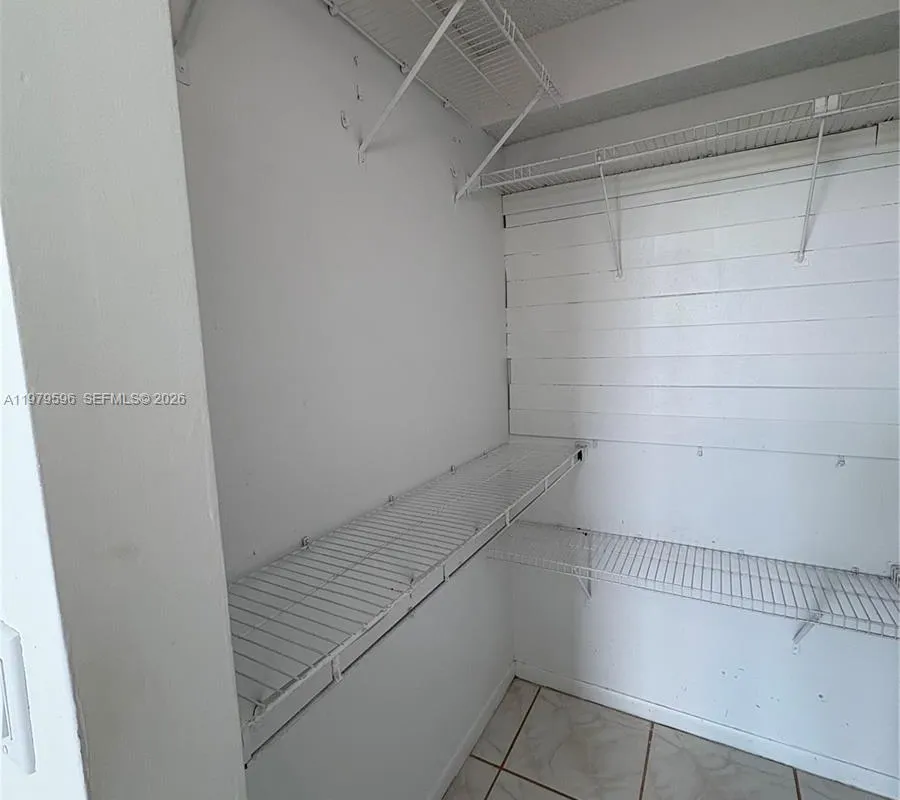 11800 SW 18th St # 4, Miami FL 33175