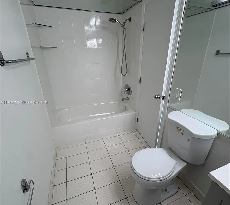 11800 SW 18th St # 4, Miami FL 33175