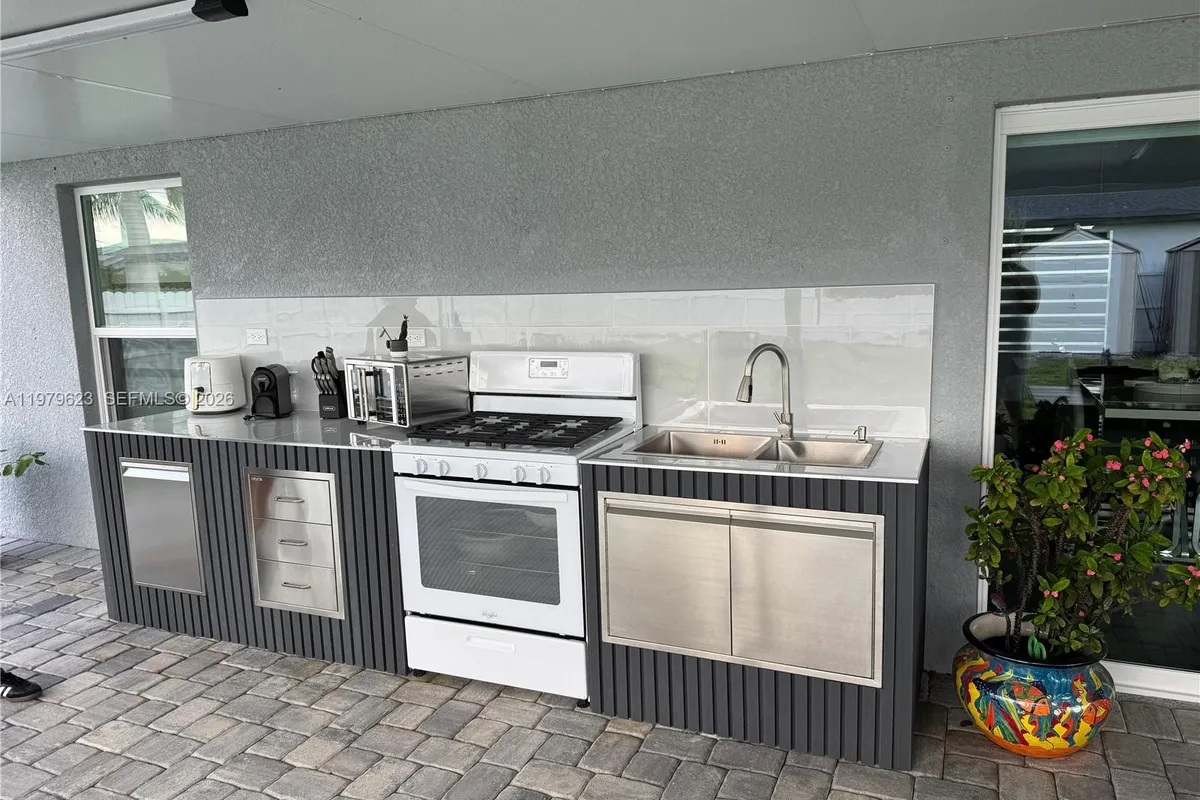 1119 Tropicana PKWY W, Cape Coral FL 33993