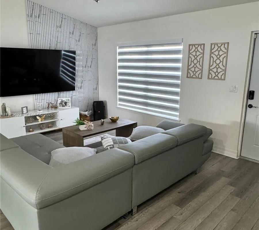 1119 Tropicana PKWY W, Cape Coral FL 33993