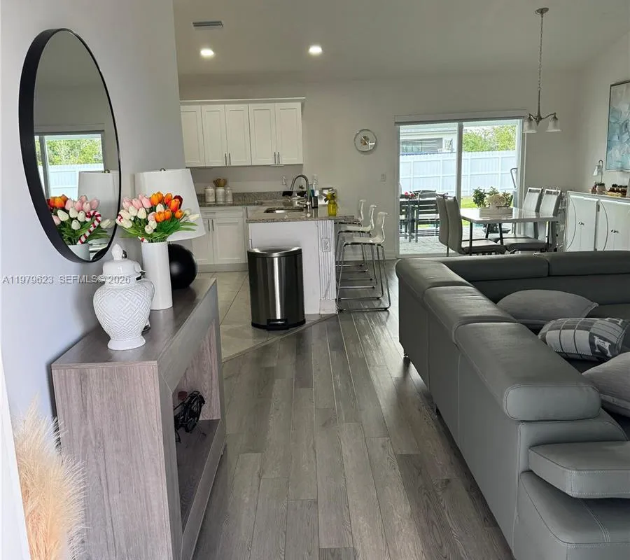 1119 Tropicana PKWY W, Cape Coral FL 33993