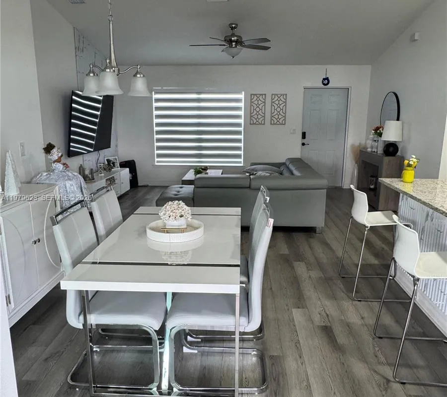 1119 Tropicana PKWY W, Cape Coral FL 33993