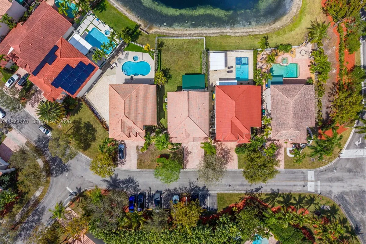 10917 NW 59th St, Doral FL 33178