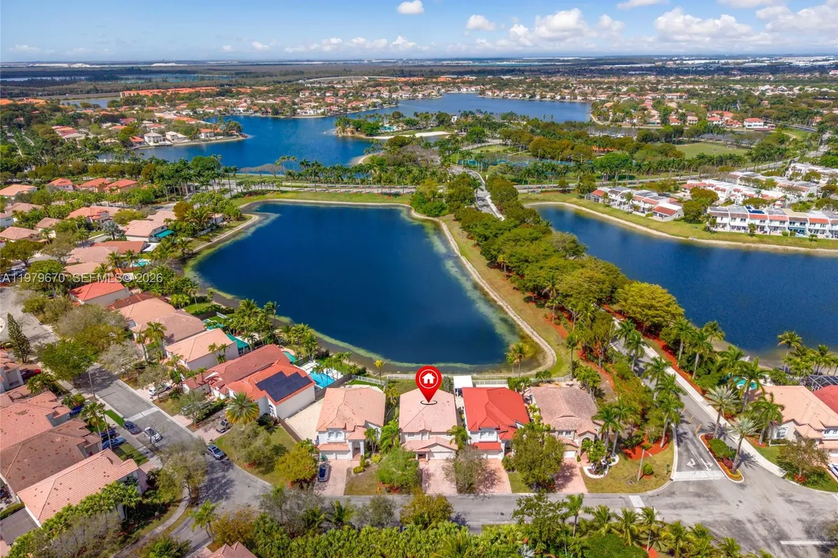 10917 NW 59th St, Doral FL 33178