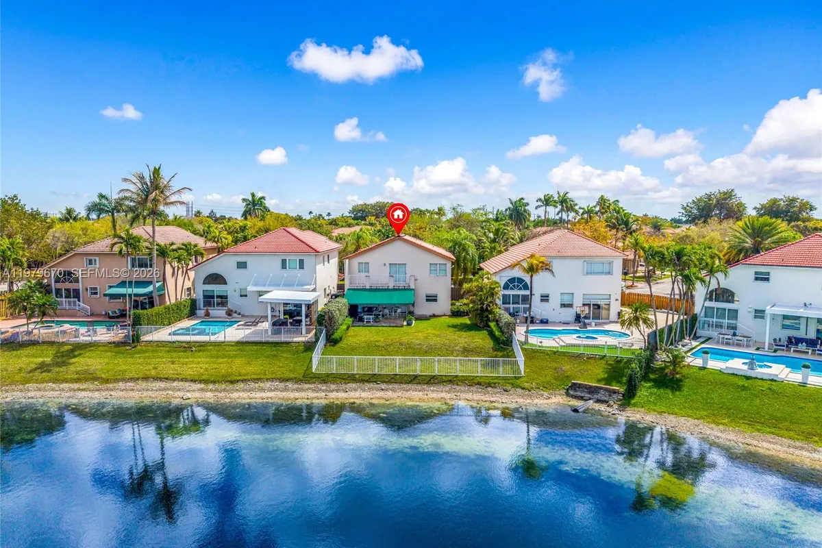 10917 NW 59th St, Doral FL 33178