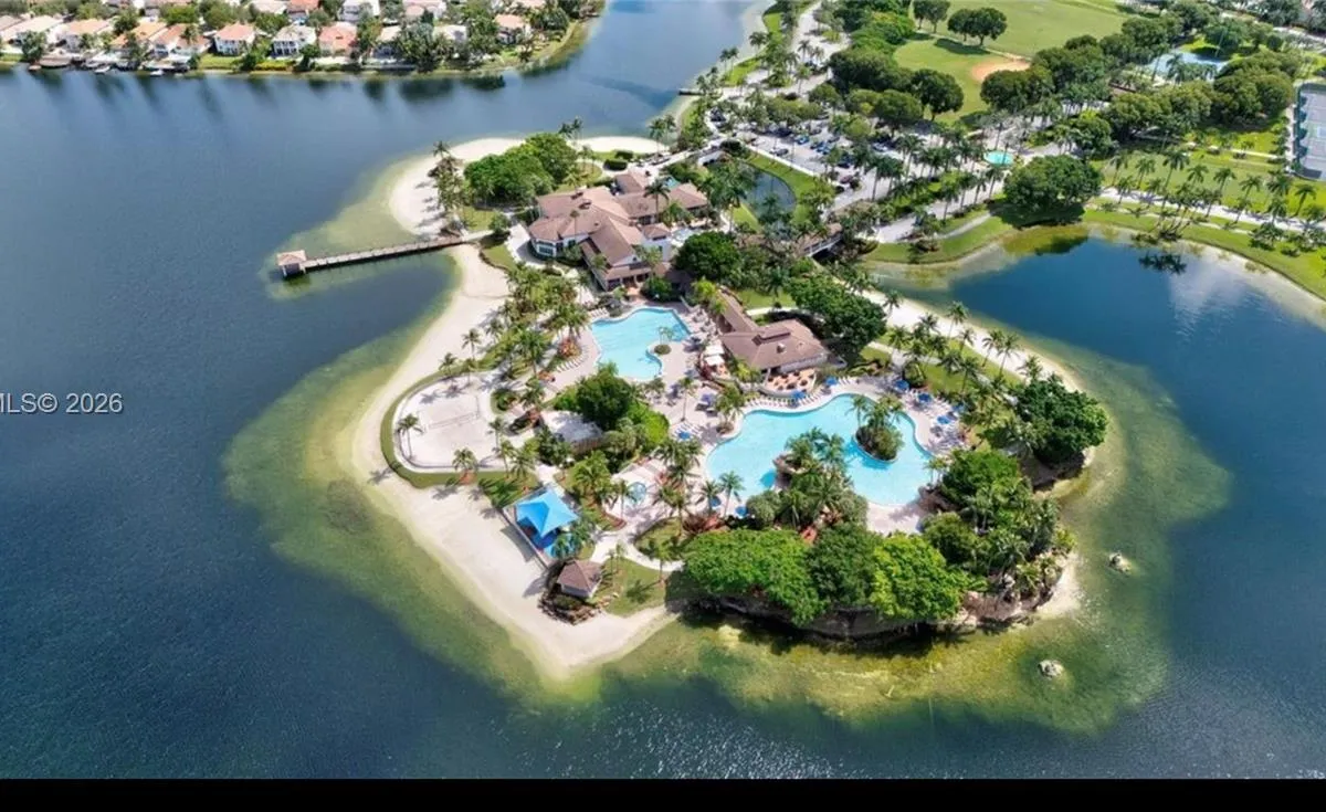 10917 NW 59th St, Doral FL 33178