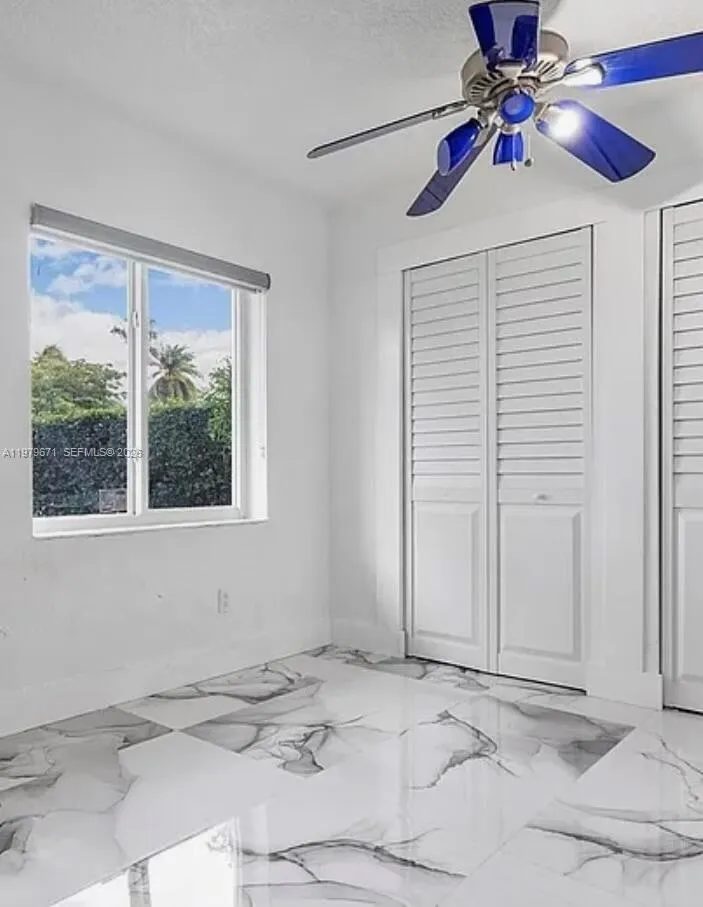 12121 SW 107th St, Miami FL 33186