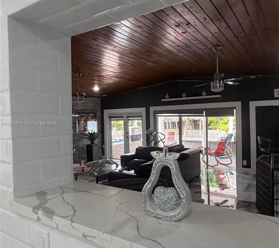 12121 SW 107th St, Miami FL 33186