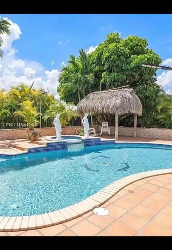 12121 SW 107th St, Miami FL 33186