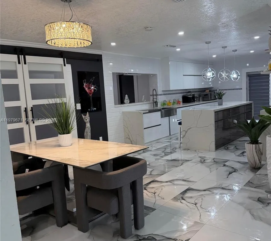 12121 SW 107th St, Miami FL 33186