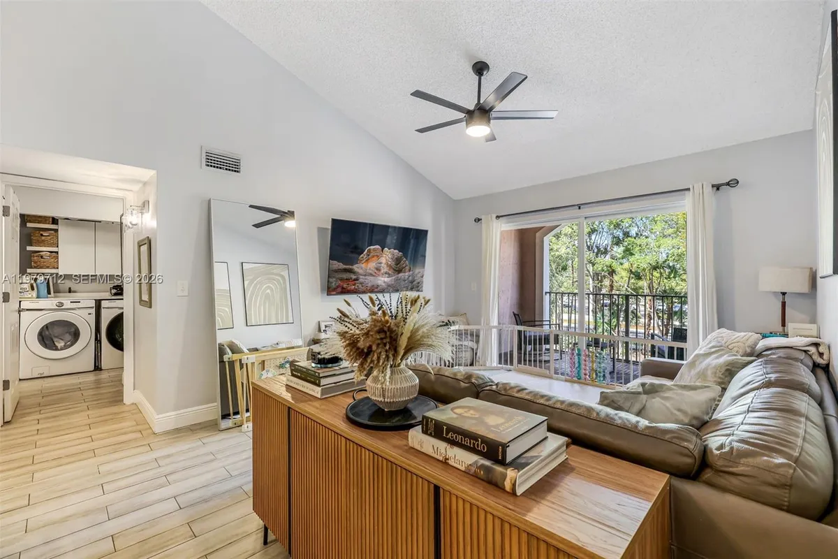 12172 Saint Andrews Pl # 307, Miramar FL 33025