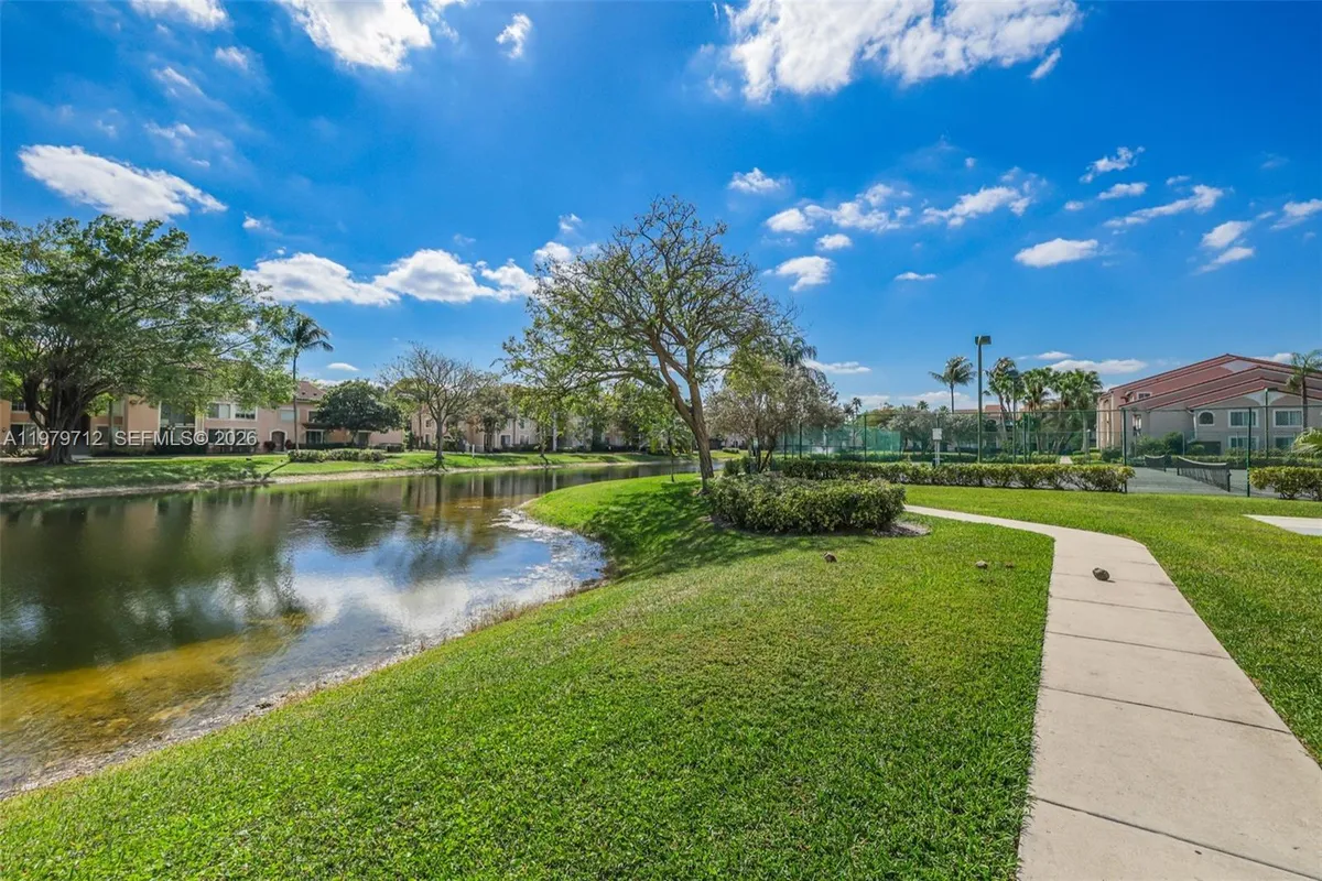 12172 Saint Andrews Pl # 307, Miramar FL 33025