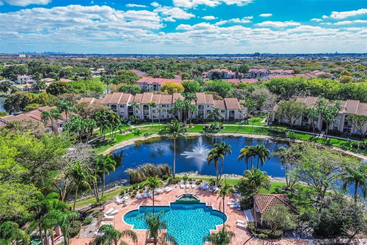 12172 Saint Andrews Pl # 307, Miramar FL 33025