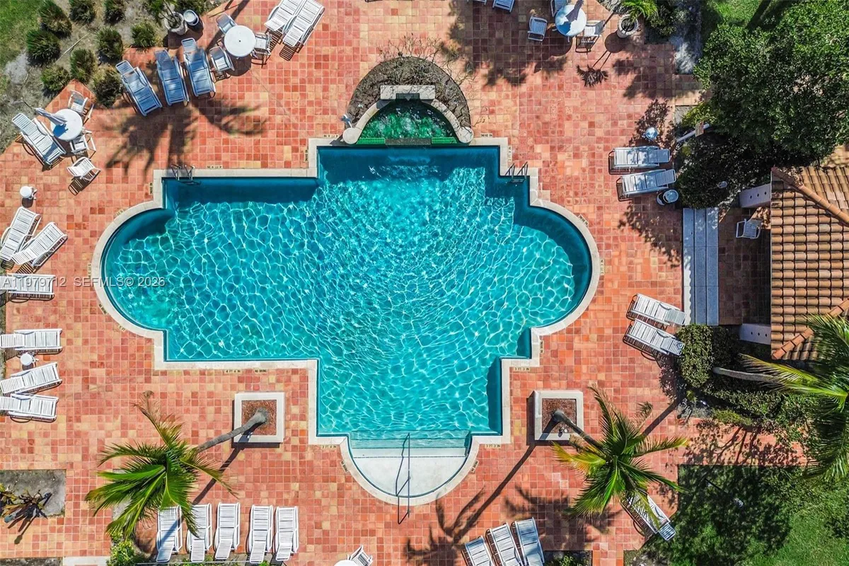 12172 Saint Andrews Pl # 307, Miramar FL 33025