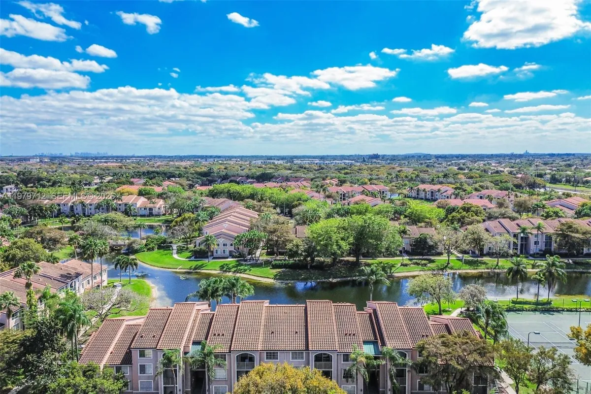 12172 Saint Andrews Pl # 307, Miramar FL 33025