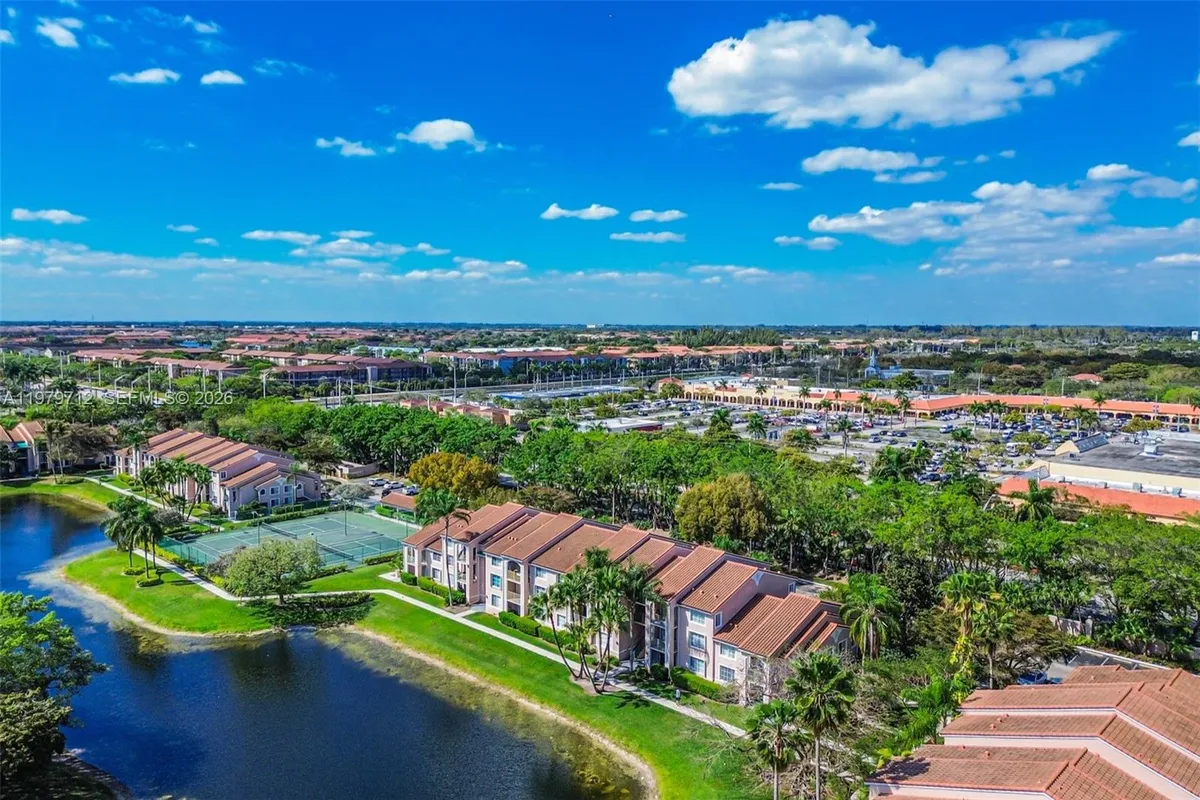 12172 Saint Andrews Pl # 307, Miramar FL 33025