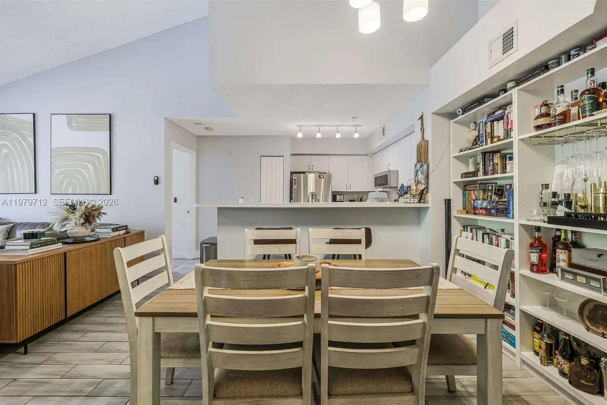 12172 Saint Andrews Pl # 307, Miramar FL 33025