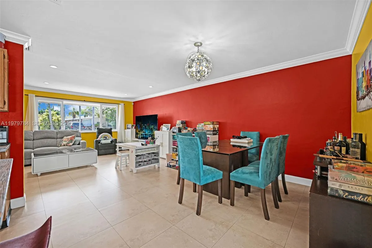 8935 SW 186th Ter, Cutler Bay FL 33157