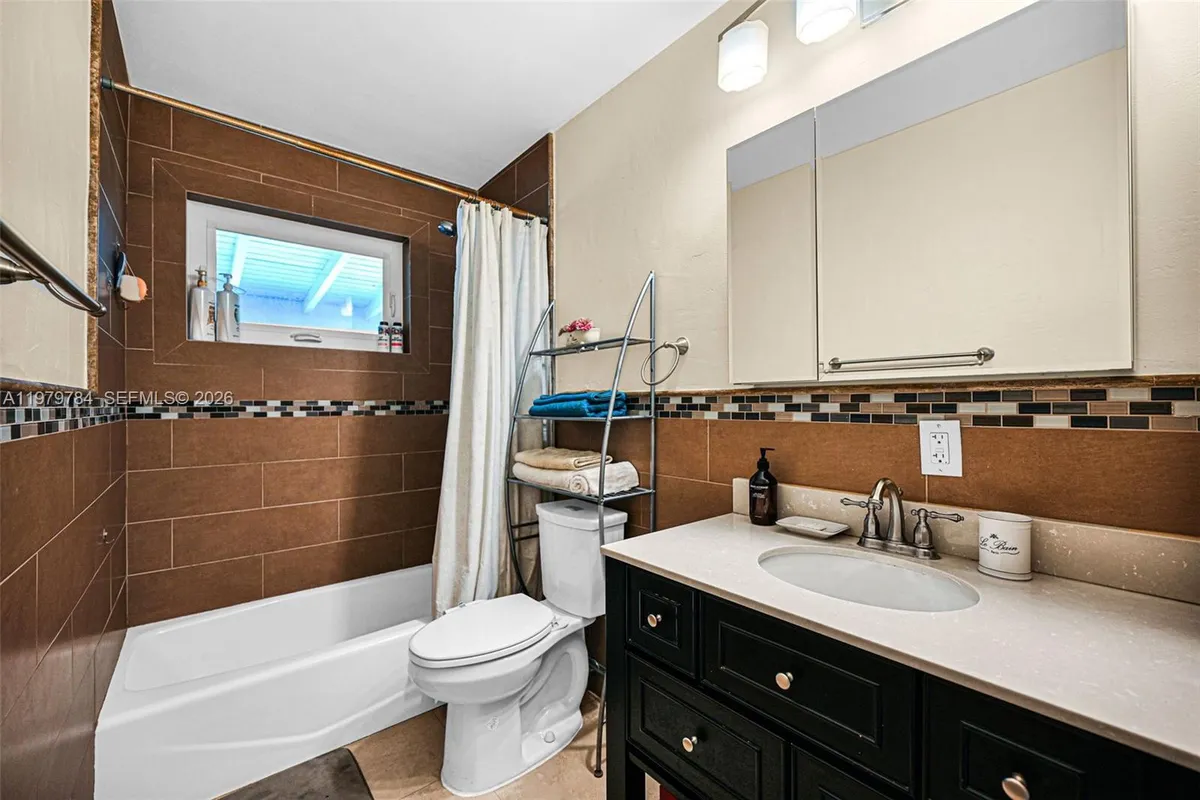 8935 SW 186th Ter, Cutler Bay FL 33157