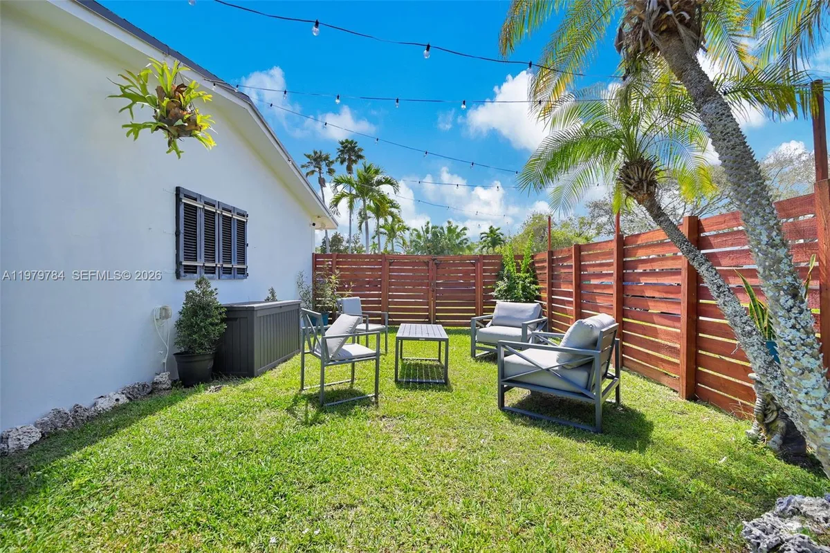 8935 SW 186th Ter, Cutler Bay FL 33157