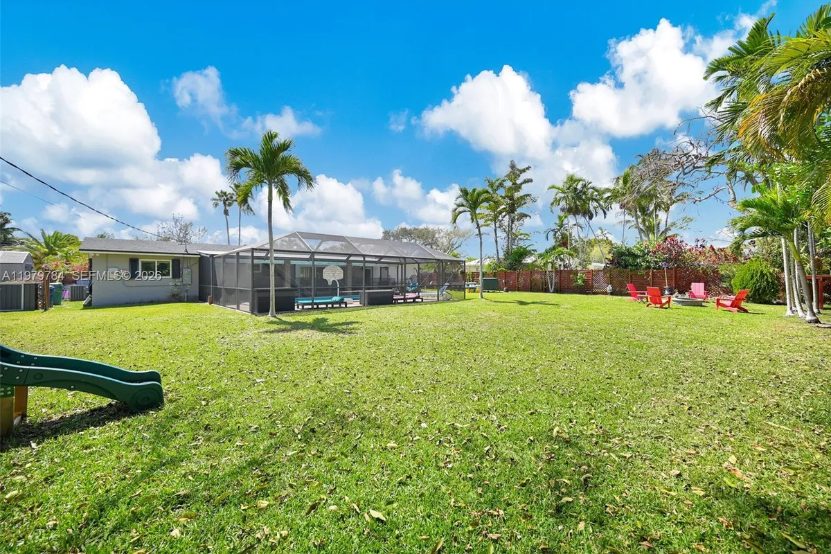 8935 SW 186th Ter, Cutler Bay FL 33157