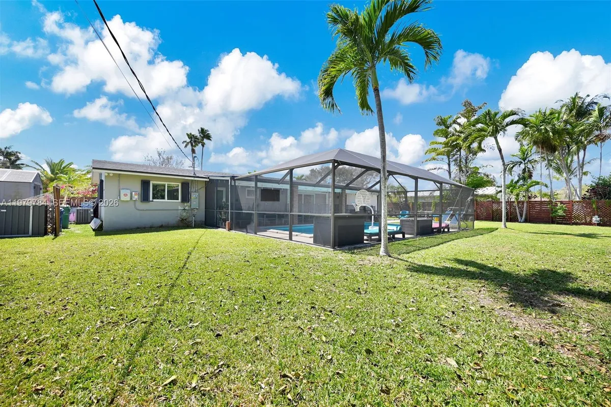 8935 SW 186th Ter, Cutler Bay FL 33157