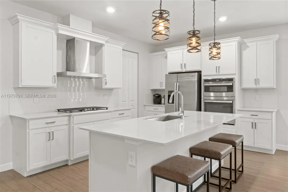 1162 Haywagon Trl, Loxahatchee FL 33470