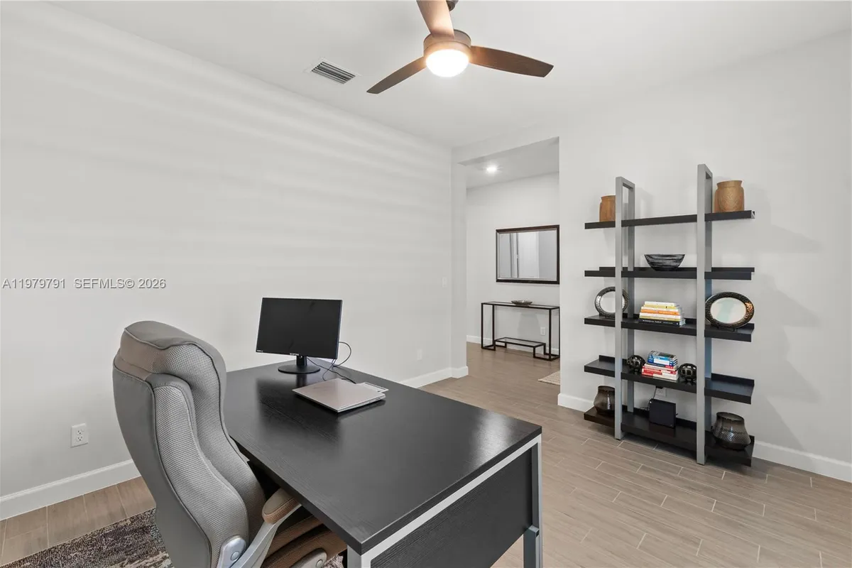 1162 Haywagon Trl, Loxahatchee FL 33470