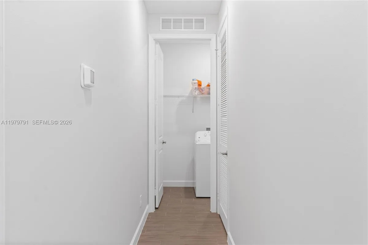 1162 Haywagon Trl, Loxahatchee FL 33470