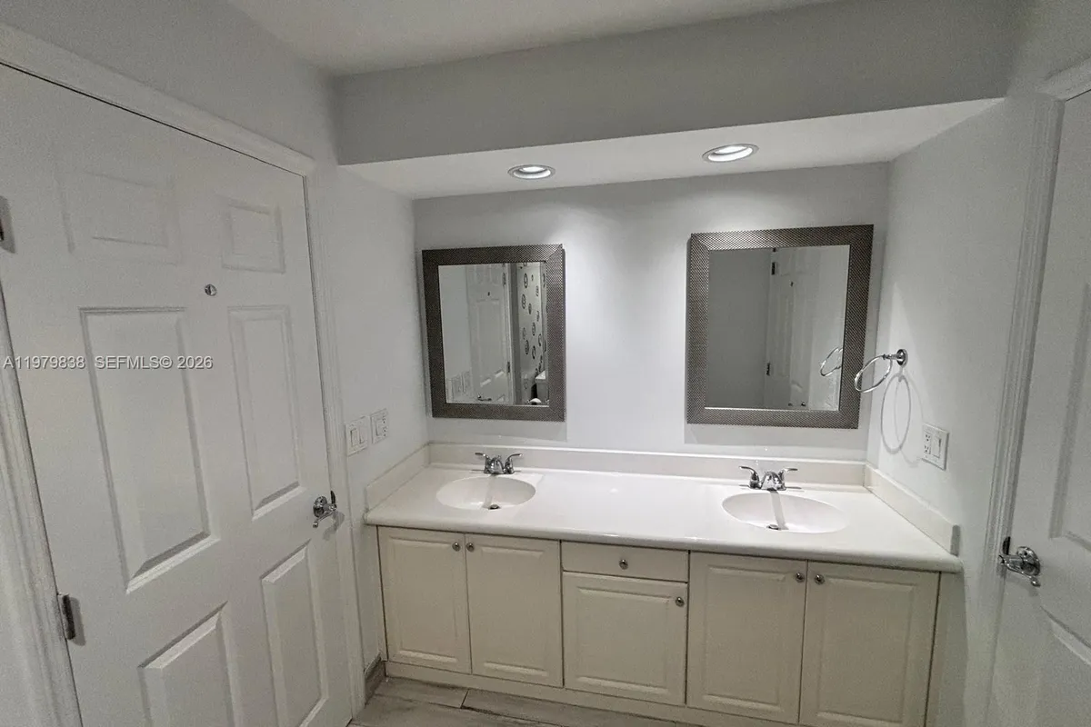 21009 NE 31st Ave # 0, Aventura FL 33180