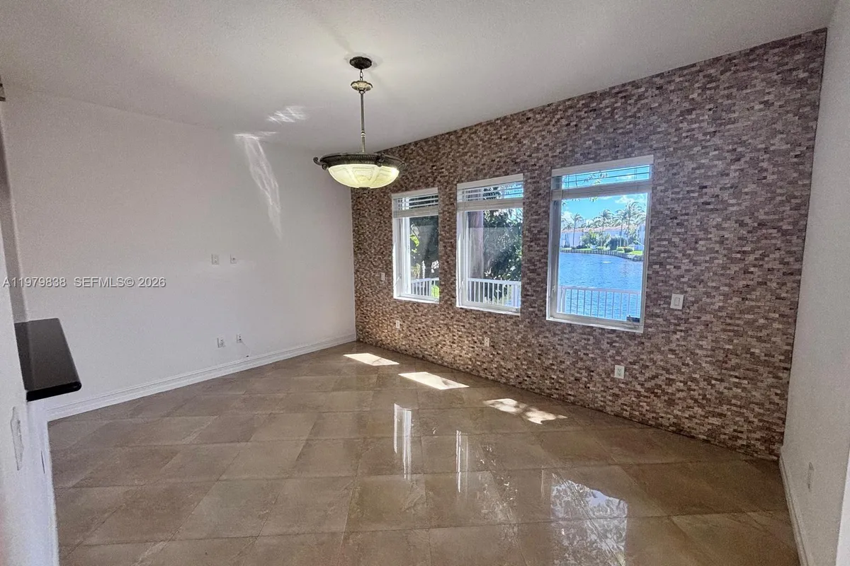 21009 NE 31st Ave # 0, Aventura FL 33180