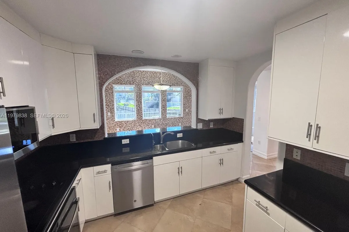 21009 NE 31st Ave # 0, Aventura FL 33180