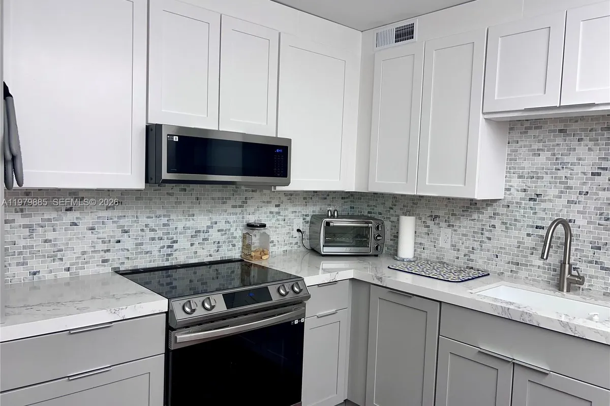 2801 NE 183rd St # 507W, Aventura FL 33160