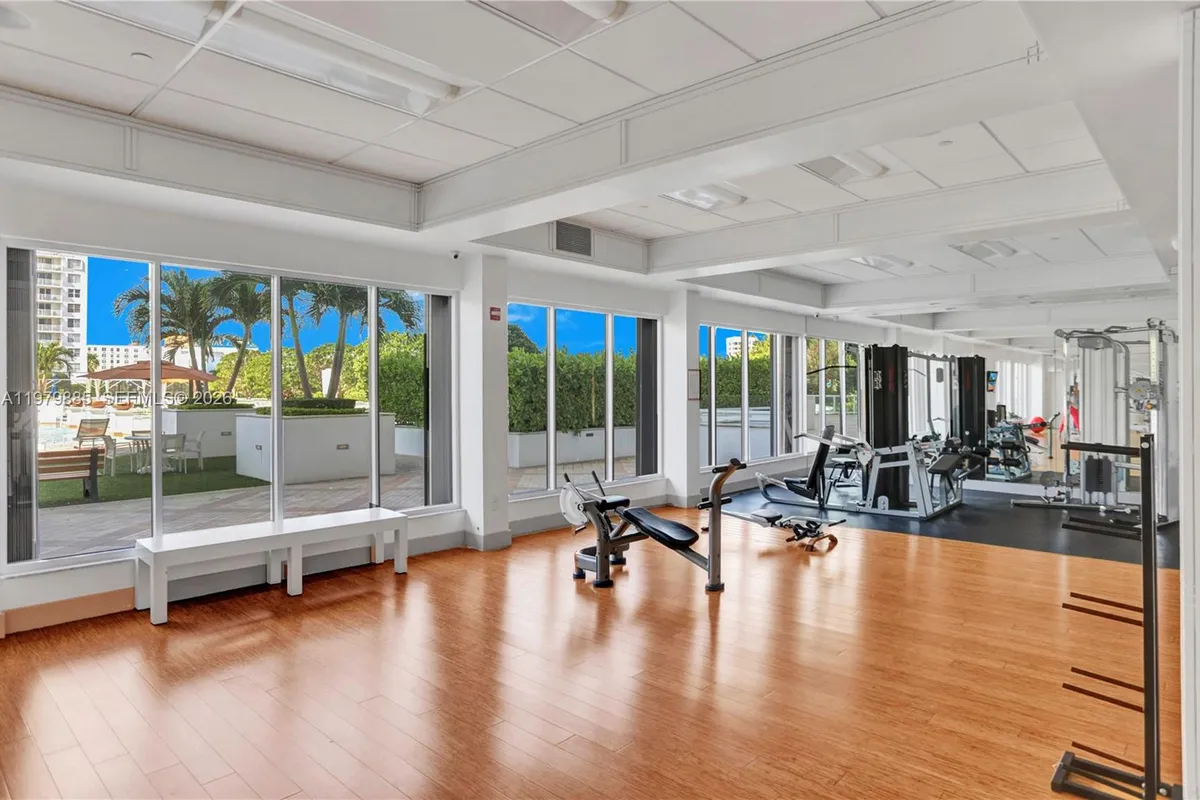 2801 NE 183rd St # 507W, Aventura FL 33160