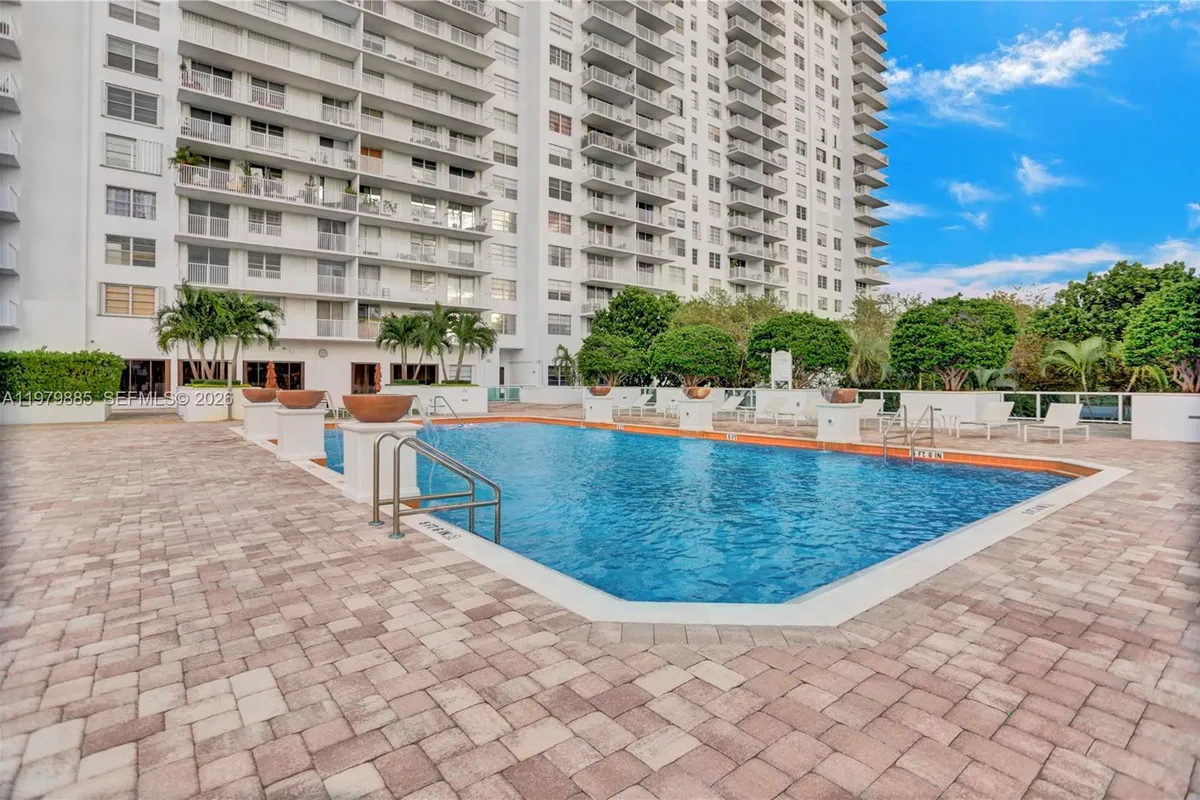 2801 NE 183rd St # 507W, Aventura FL 33160