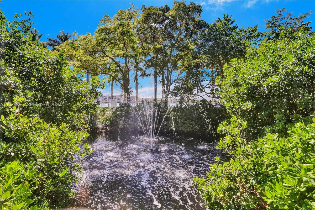 2801 NE 183rd St # 507W, Aventura FL 33160