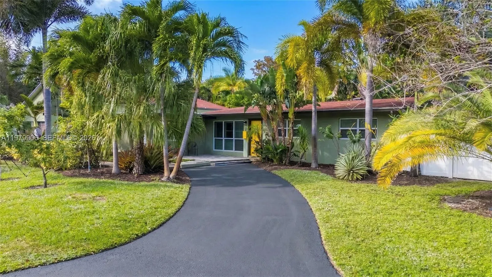 801 NW 24th St, Wilton Manors FL 33311