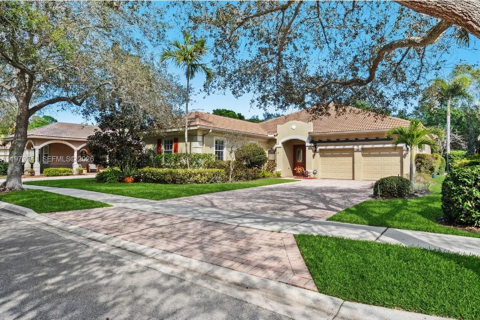 132 Via Castilla, Jupiter FL 33458