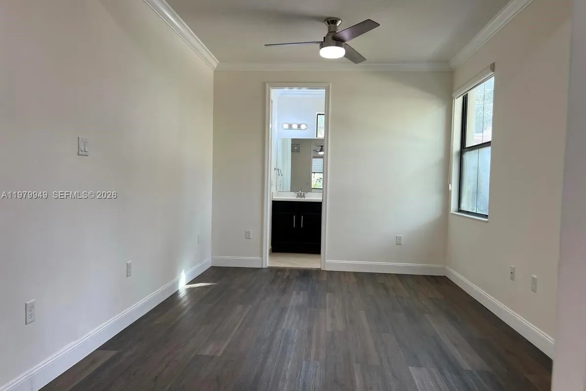 3390 NW 125th Ave, Sunrise FL 33323