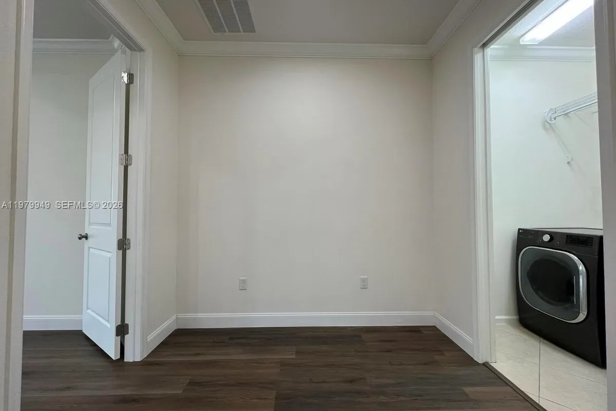 3390 NW 125th Ave, Sunrise FL 33323