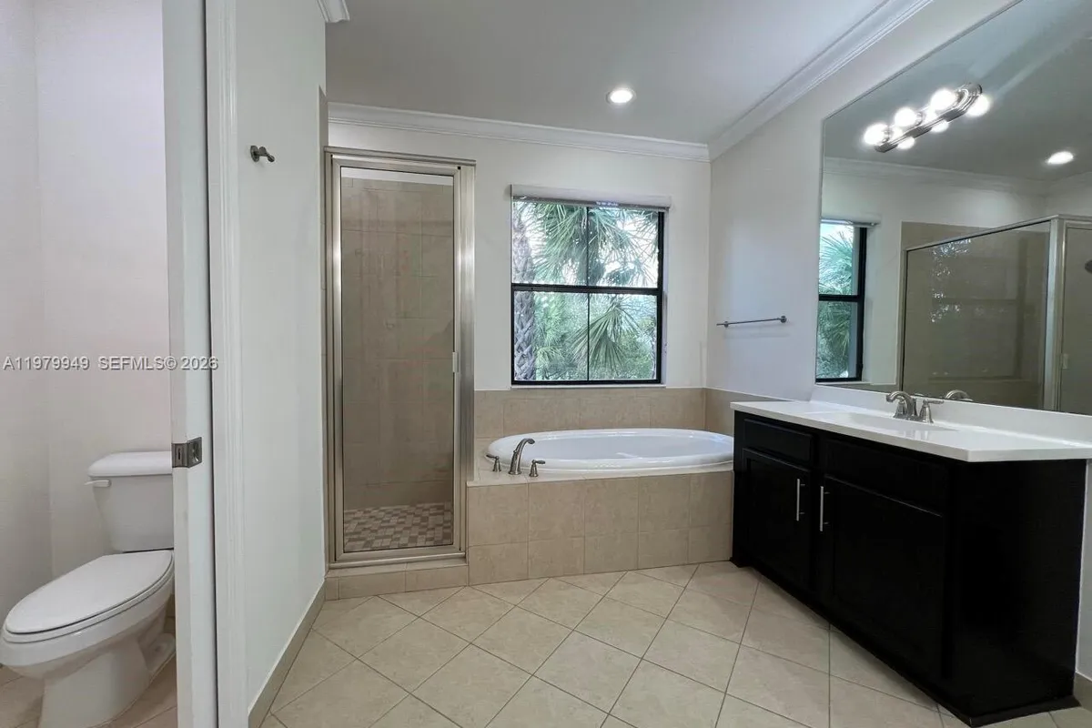 3390 NW 125th Ave, Sunrise FL 33323