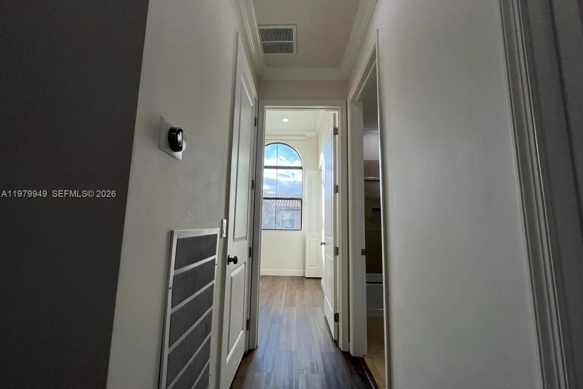 3390 NW 125th Ave, Sunrise FL 33323