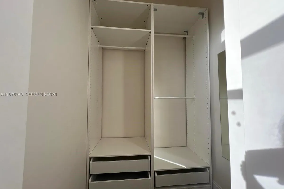 3390 NW 125th Ave, Sunrise FL 33323