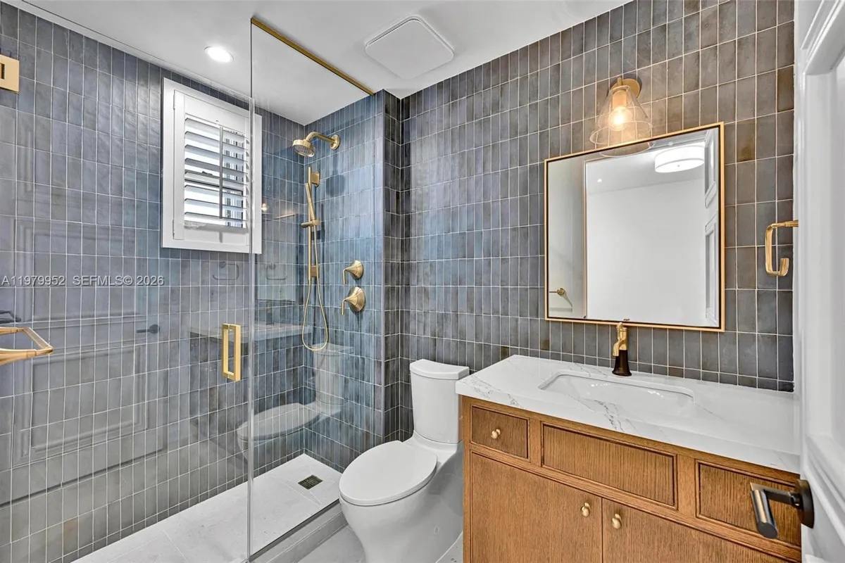 13637 Deering Bay Dr # 261, Coral Gables FL 33158