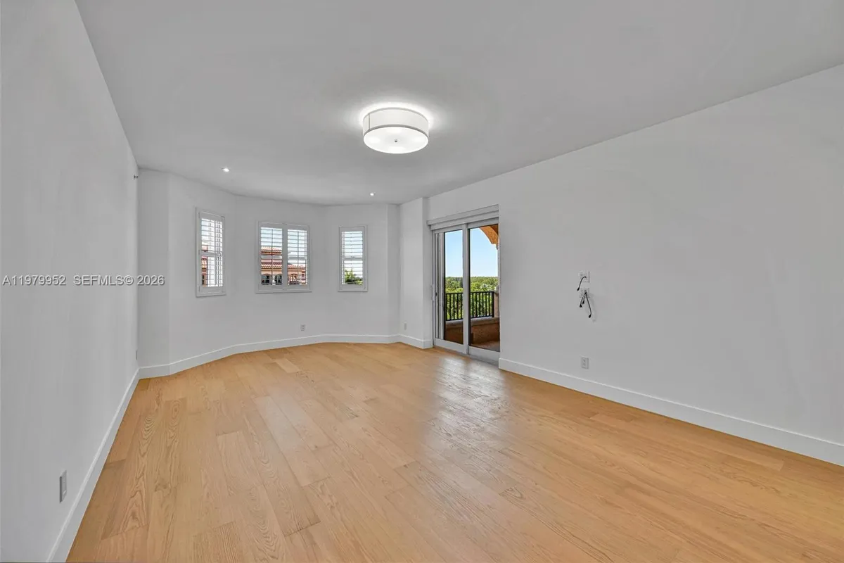 13637 Deering Bay Dr # 261, Coral Gables FL 33158