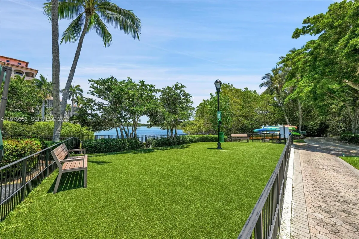 13637 Deering Bay Dr # 261, Coral Gables FL 33158